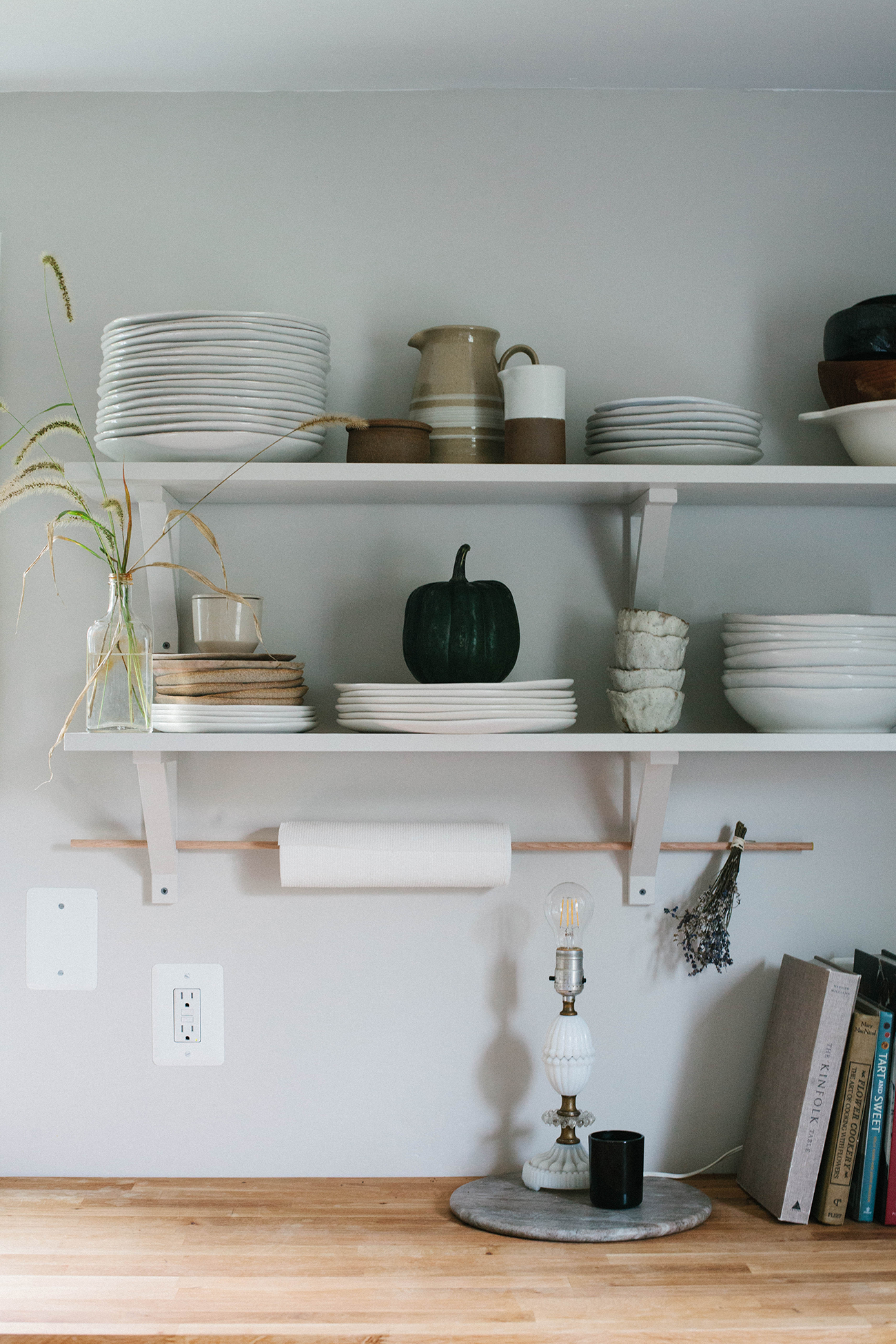How To Style Open Kitchen Shelves for Autumn - A Daily Something
