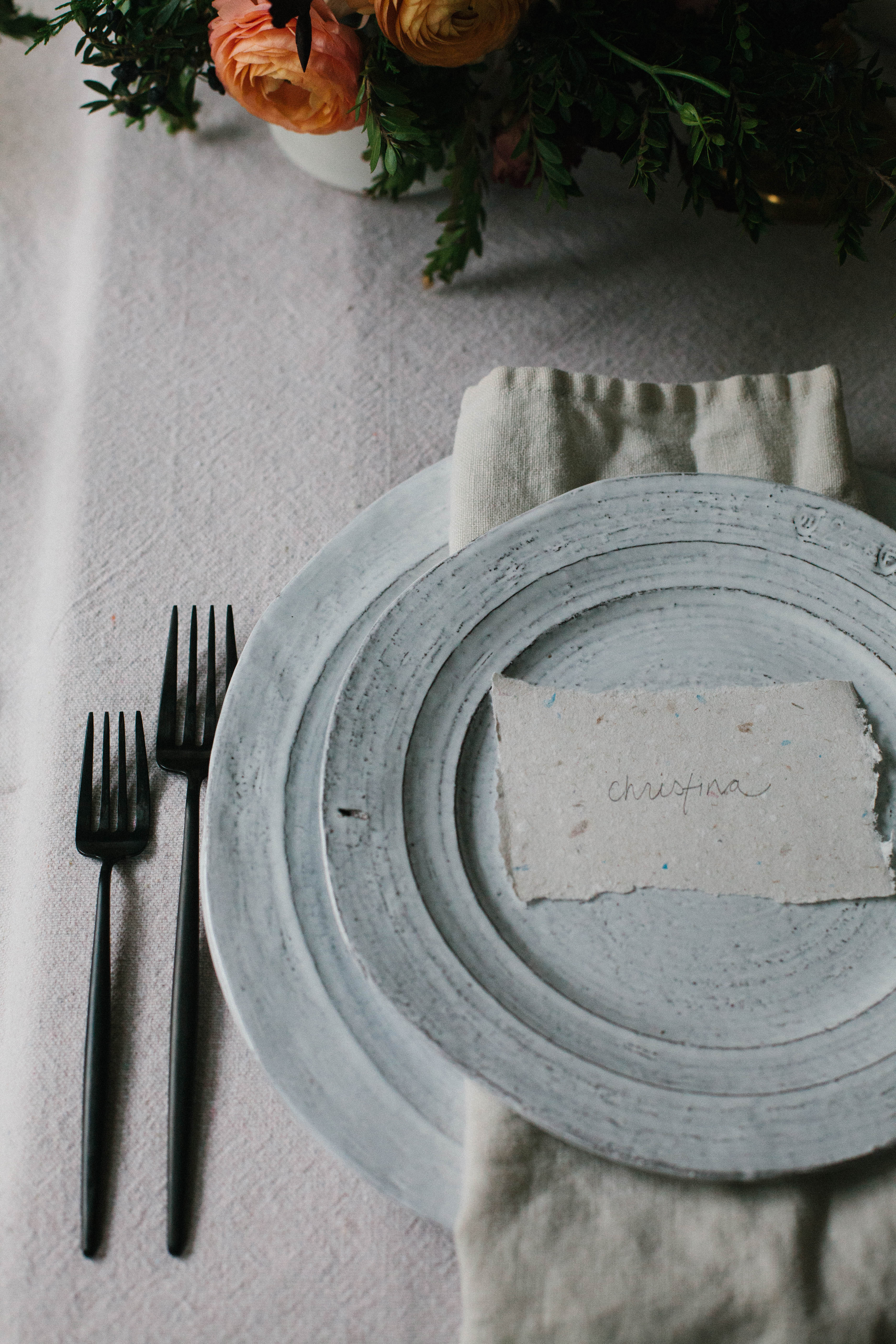 A Daily Something | Holiday Table Inspiration + Tips