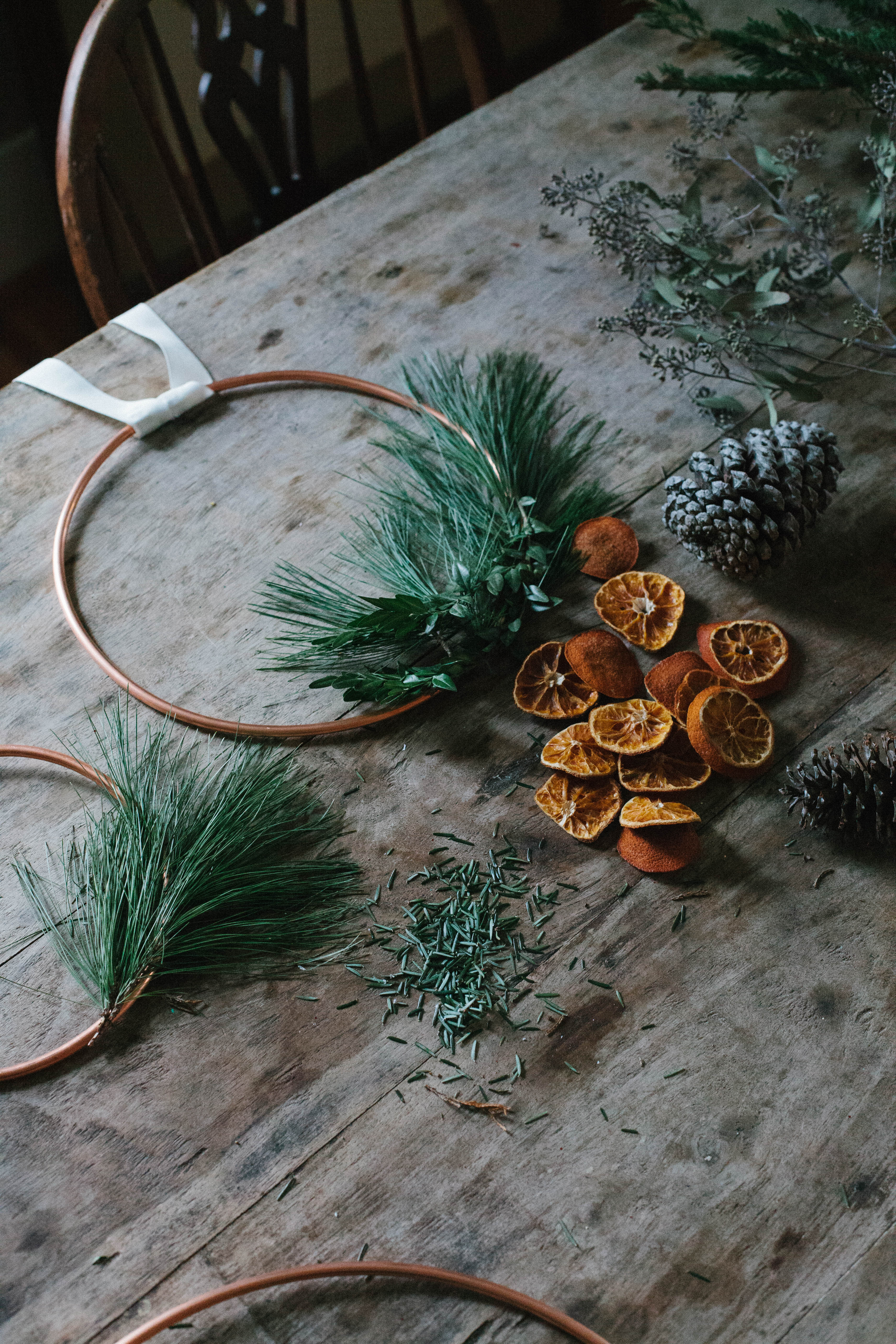 A Daily Something | Minimalistic Copper Holiday Wreath